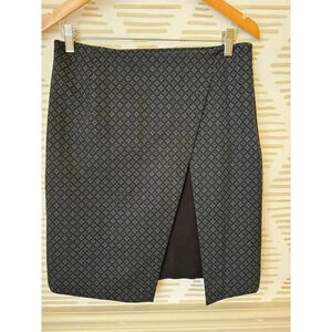 Amanda + Chelsea Size 6 Womens Pencil Skirt